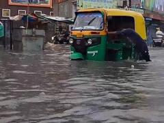 Rajasthan Rain News: राजस्थान में बरसात से तालाब बनी सड़कें, आज इन जिलों में हो सकती है भारी बारिश