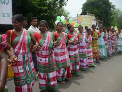 Presidential Election Result 2022: एनडीए उम्मीदवार द्रौपदी मुर्मू की जीत से पहले उनके गांव में जश्न का महौल, देखिए तस्वीरें