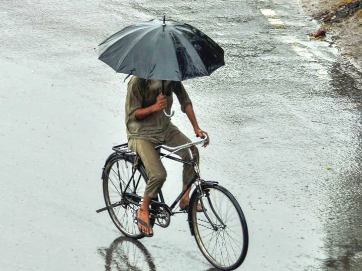 Chandigarh Weather: Chandigarh already receives highest rainfall in July in more than 20 years Chandigarh Rain News: चंडीगढ़ में बारिश ने तोड़ा पिछले 20 सालों से अधिक का रिकॉर्ड, अब IMD ने की ये भविष्यवाणी