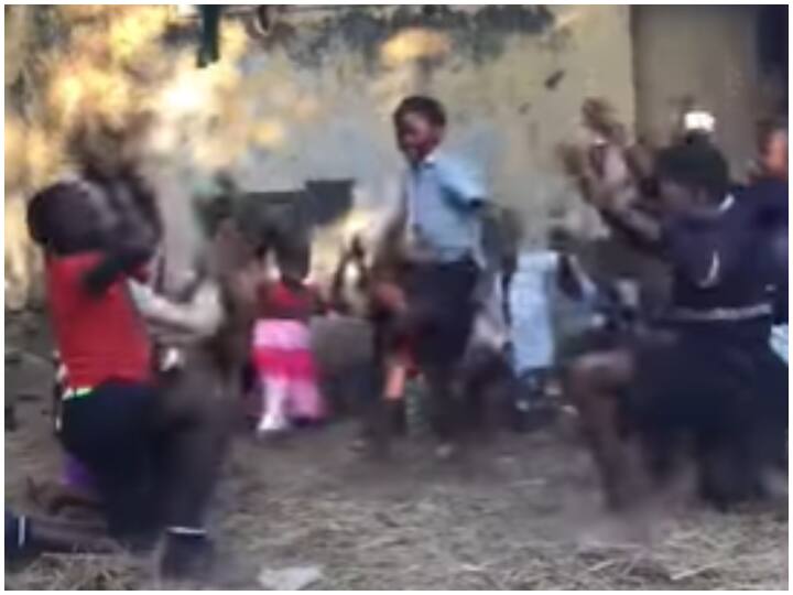 uganda kids rocking dance performance on shamshera movie song ji huzoor viral video Watch: शमशेरा के गाने पर बच्चों ने किया जबरदस्त डांस, वीडियो ने इंटरनेट पर मचाया धमाल