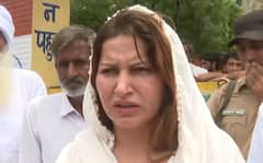 Haryana: DSP सुरेंद्र सिंह को उनके स्कूल में दी गई श्रद्धांजलि, BJP नेता सोनाली फोगाट भी पहुंची