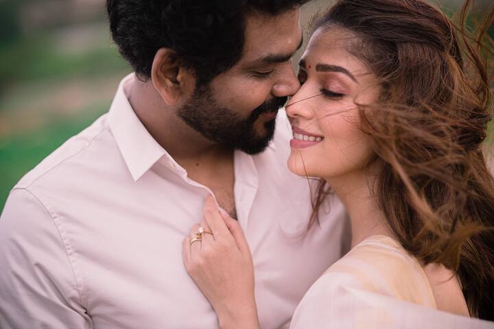 இனி வரும் நாளெல்லாம் உன் விழி முன்பு தான்..