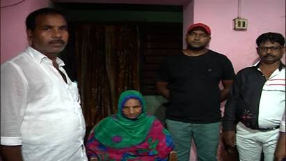 TMC Martyr Day 2022 : Family of Bandhan Das, who died on 21 July, 1993, this year too to attend TMC rally at Dharmatala TMC Shahid Diwas 2022 : আপদে-বিপদে পাশে থাকে তৃণমূল, এবারও ২১-এর সমাবেশমুখী শহিদ বন্ধন দাসের পরিবার