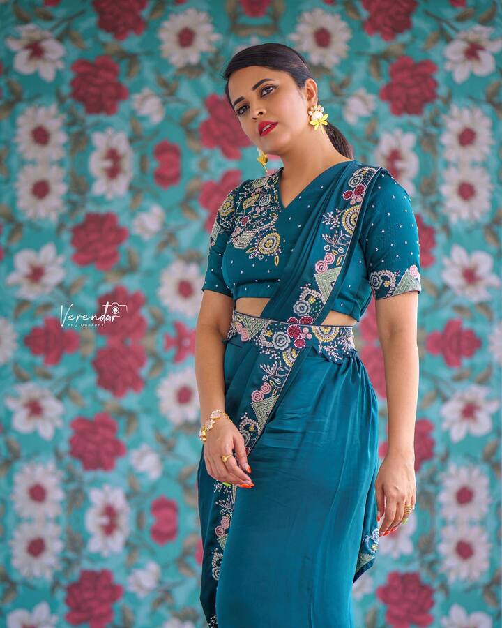 అనసూయ బ్యూటీఫుల్ లేటెస్ట్ ఫోటోస్. Image Credit: Anasuya Bhardwaj/ Instagram