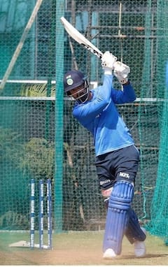 Team India: কাল ধবন টস করতে নামলেই ঘটবে এক অভিনব রেকর্ড