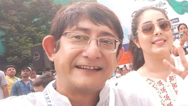 Kanchan Sreemoyee: Kanchan Mallick and Sreemoyee Chattaraj attended 21 TMC Rally together Kanchan Sreemoyee: উপহারে শাড়ি, ২১-এর সমাবেশেও কাঞ্চনের পাশেই শ্রীময়ী