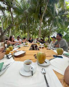 Maldives Resorts: कटरीना कैफ ने मालदीव के जिस रिजॉर्ट में मनाया बर्थडे, उसके एक रात के किराए में आप Audi कार खरीद लेंगे