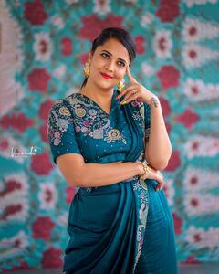 Anasuya Bhardwaj: మోడ్రన్ డ్రెస్స్ లో మెరిసిపోతున్న  అనసూయ బ్యూటిఫుల్ పిక్స్
