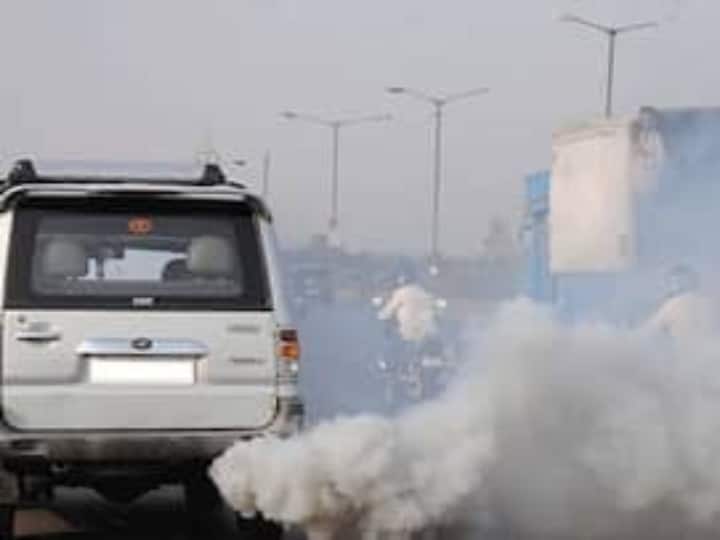 Vehicle Registration: वाहन पूरी कर चुका है उम्र तो जल्दी करवा लें ये काम, वर्ना सड़क पर उतारा तो हो जाएगा जब्त Delhi Pollution old vehicle in delhi scrap policy 2021 vehicle has completed its age otherwise confiscated Vehicle Registration: वाहन पूरी कर चुका है उम्र तो जल्दी करवा लें ये काम, वर्ना सड़क पर उतारा तो हो जाएगा जब्त