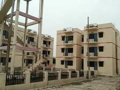 Unnao News: दो साल पहले बने 'आसरा आवास' फांक रहे धूल, नहीं किया गया गरीबों का चयन