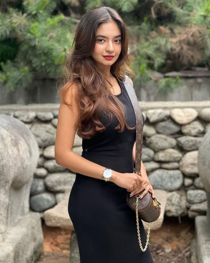 अनुष्का सेन जल्द ही चैट शो ‘नॉट जस्ट ए चैट शो’ को होस्ट करती हुई नजर आएंगी, जो जी कैफे पर प्रसारित होगा.