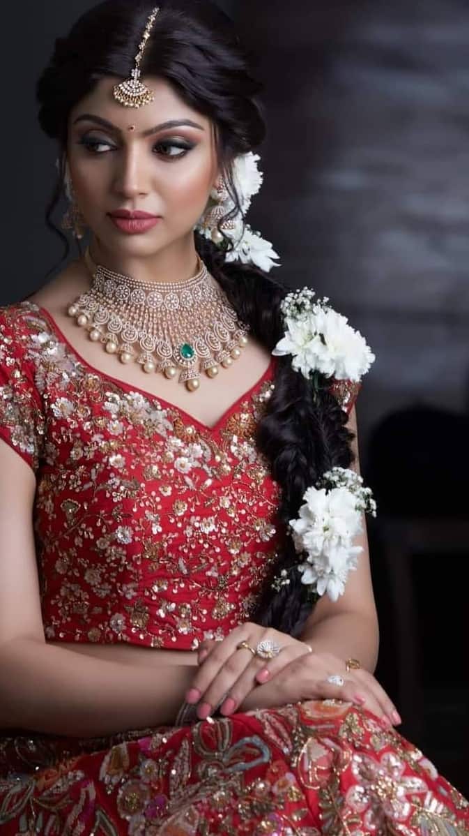 Mika di Voti winner Akanksha puri is ex-Girlfriend of Model paras chhabra मीका सिंह की 'वोटी' आकांक्षा पुरी इस मॉडल को कर रही थीं डेट, विजय माल्या की 'किंगफिशर' से भी है खास कनेक्शन