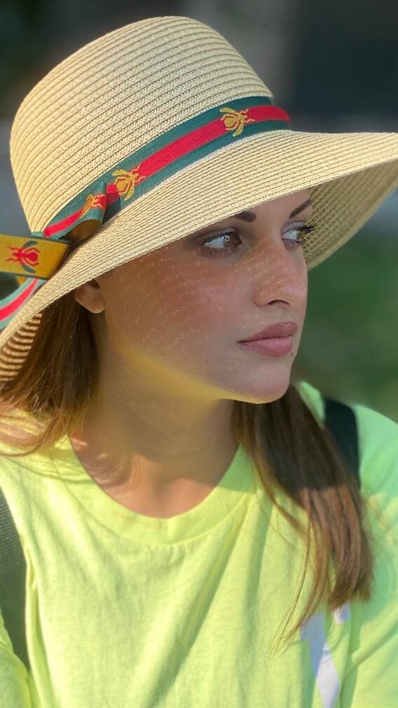 ਹਿਮਾਂਸ਼ੀ ਖੁਰਾਨਾ ਦਾ ਗੌਰਜੀਅਸ ਲੁੱਕ