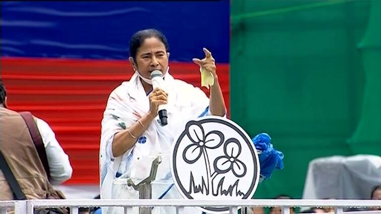 TMC Martyr Day 2022:  There will be several lakh jobs in Bengal, announced Mamata Banerjee TMC Shahid Diwas 2022: বাংলায় কয়েক লক্ষ চাকরি হবে, ঘোষণা মমতা বন্দ্যোপাধ্যায়ের