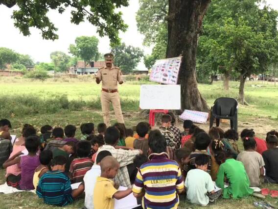 WATCH | Ayodhya Cop Turns Teacher, Provides Free Education To Children From Slums WATCH | Ayodhya Cop Turns Teacher, Provides Free Education To Children From Slums