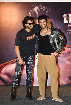 Liger Promotion: 'লাইগার'-এর প্রচারে বিজয়-অনন্যার সঙ্গে মঞ্চ মাতালেন রণবীর সিংহ