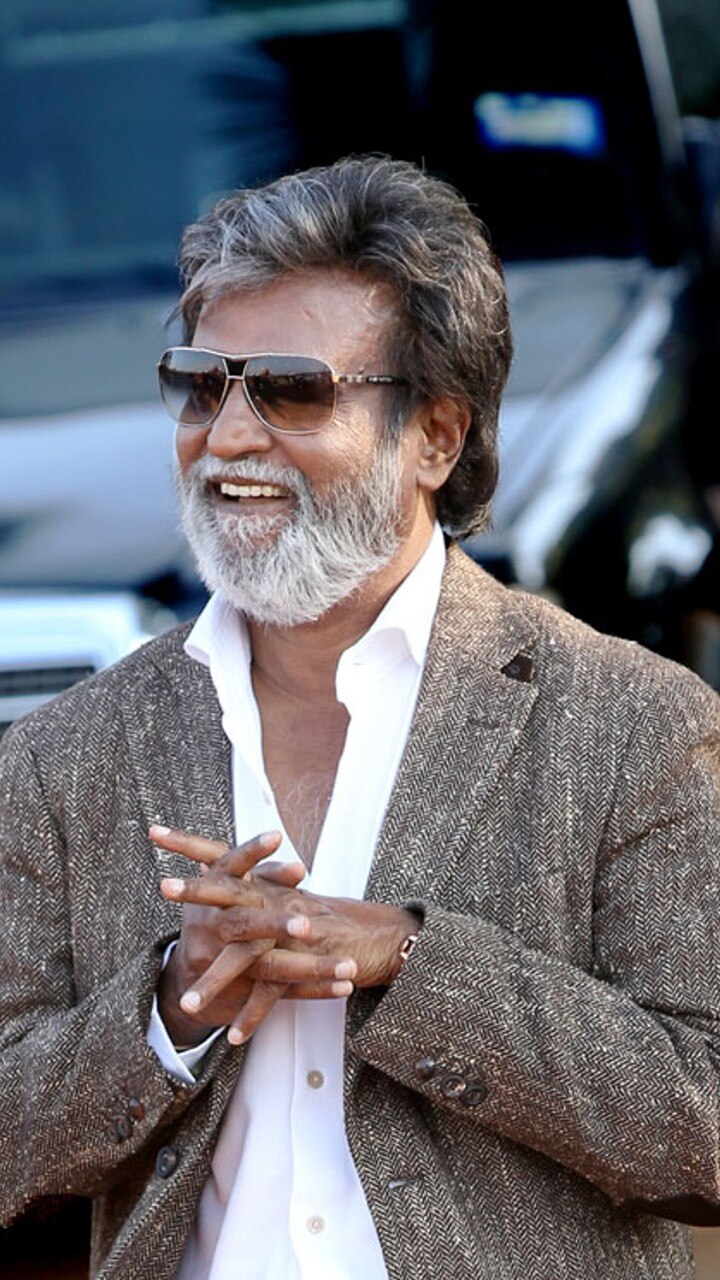 கபாலி பா.ரஞ்சித் எழுதி இயக்கிய தமிழ் கேங்ஸ்டர் திரைப்படமாகும்