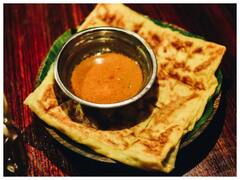 Unique Paratha Recipe: कम मेहनत में लूटना चाहते हैं वाहवाही तो बनाएं लिक्विड आटे का ये पराठा, आम पराठों से इसका जुदा है अंदाज