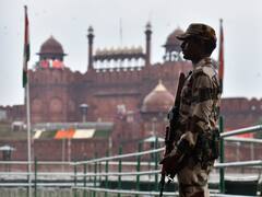 Independence Day 2022: स्वतंत्रता दिवस के चलते दिल्ली में इन फ्लाइंग ऑब्जेक्ट्स को उड़ाने पर रोक, पुलिस ने दी जानकारी