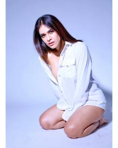 Neha Malik Photo: ઓફ શોલ્ડર ડ્રસમાં નેહા મલિકે આપ્યા કિલ્લર પોઝ