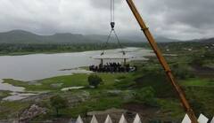 Sky Dining : काय नजारा अन् काय ते हॉटेल! 120 फुटांवर बसून घ्या जेवणाचा आनंद