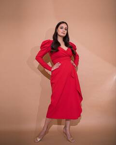 Dia Mirza: રેડ આઉટફીટમાં જન્નતની પરી લાગી દિયા મિર્ઝા