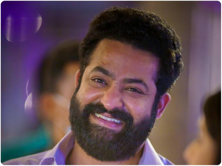 RRR Actor NTR Jr Recently Watched His Brother Nandamuri Kalyan Ram's Socio Fantasy Movie Bimbisara Here is NTR Review On Bimbisara NTR Jr : బ్లాక్ బస్టర్ కొట్టేశామంతే - ఆనందంలో యంగ్ టైగర్ ఎన్టీఆర్