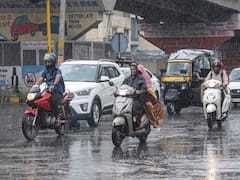 Punjab Weather Forecast Today: पंजाब में जमकर बरस रहा मानसून, आज भी भारी बारिश को लेकर येलो अलर्ट