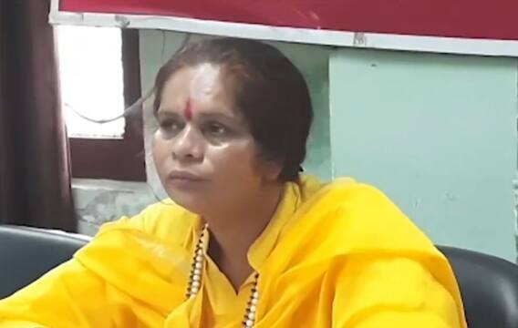 Latest News: विश्व हिंदू परिषद की नेता साध्वी प्राची को मिली जान से मारने की धमकी