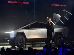 Tesla: एलन मस्क ने बताया कब शुरू होगी CyberTruck की डिलीवरी, फ्यूचरिस्टिक है डिजाइन