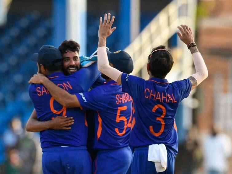 WI vs IND: India won by 3 runs against West Indies 1st ODI WI vs IND 1st ODI: सामना हातातून निसटतोय हे दिसताच धवननं लढवली शक्कल, अन् यशस्वीही ठरला!