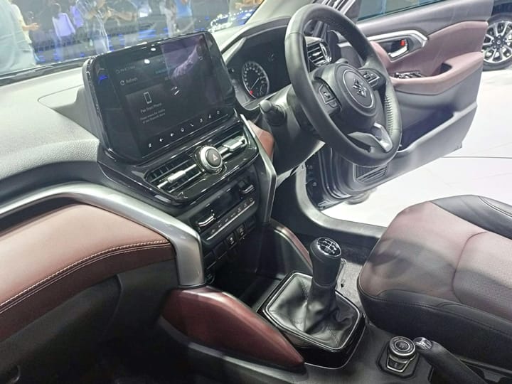 The interior is similar to the hybrid with of course a manual gearbox and an AWD controller in place of the hybrid EV mode switch. It gets the same upholstery and the silver trim but the AWD has a small digital screen with analogue speedo on the side and not an all-digital layout unlike the hybrid. There are all the features here too which are there on the new Grand Vitara. (Photo: Somnath Chatterjee)