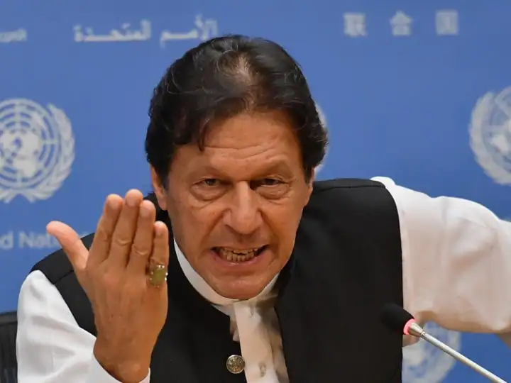 Pakistan Politics : Imran Khan's attack on the government-'Pakistan's situation will soon become like Sri Lanka' Pakistan Politics : ਇਮਰਾਨ ਖਾਨ ਦਾ ਸਰਕਾਰ 'ਤੇ ਹਮਲਾ-'ਪਾਕਿਸਤਾਨ ਦੀ ਸਥਿਤੀ ਜਲਦੀ ਹੀ ਸ਼੍ਰੀਲੰਕਾ ਵਰਗੀ ਹੋ ਜਾਵੇਗੀ'