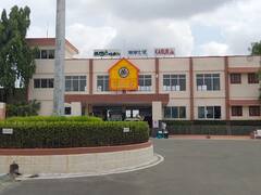 கரூரில் கட்டண உயர்வால் 'கலகலத்த' ரயில் பெட்டிகள் - குறைவான கட்டணத்தால் களை கட்டும் பஸ்கள்..!