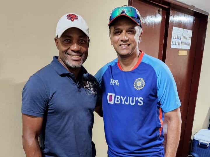 India vs West Indies ODI Brian Lara Meets Indian Players In Dressing Room, Clicks Picture With Rahul Dravid - Watch Brian Lara Meets Indian Players In Dressing Room, Clicks Picture With Rahul Dravid - Watch