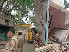 Ayodhya News: राम मंदिर तक जाने वाली सड़क चौड़ी करने का काम शुरू, तोड़े जा रहे मकान-दुकान, DM ने बताई ये बात