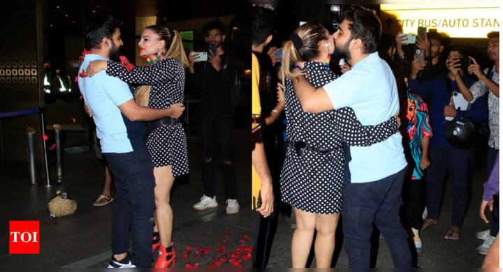 ਰਾਖੀ ਨੇ ਆਉਂਦਿਆਂ ਹੀ ਆਦਿਲ ਨੂੰ ਜੱਫੀ ਪਾ ਲਈ।