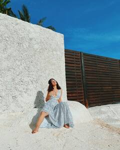 Avneet Kaur का ऐसा सिजलिंग अंदाज आपने पहले कभी नहीं देखा होगा, दिलकश अदाओं से बरपा रही हैं कहर