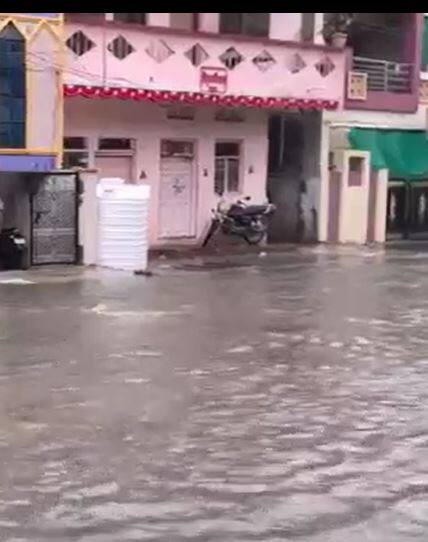 पिकं वाचवण्याचं शेतकऱ्यांपुढं मोठं संकट