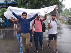 REET Exam 2022: रीट परीक्षार्थियों के लिए कोटा में बारिश बनी मुसीबत, मुश्किल से पहुंचे एग्जाम सेंटर