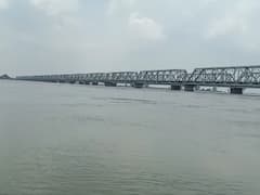 Barabanki News: घाघरा नदी के बढ़ते जल स्तर से बढ़ी परेशानी, लोगों को सता रहा बाढ़ का डर