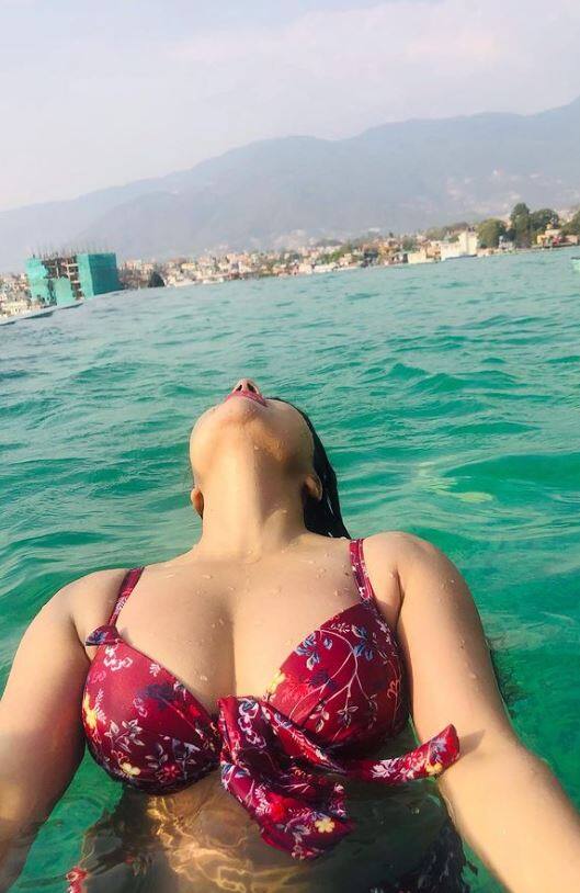 भोजपुरी अभिनेत्रींचा जलवा बॉलिवूड अभिनेत्रींपेक्षा कमी नसतो