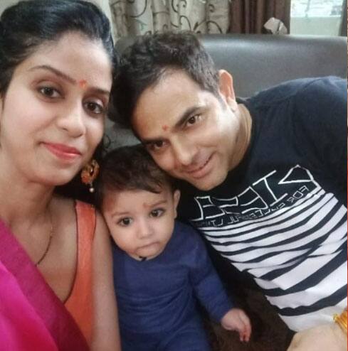 दीपेश भान अपने पीछे अपनी पत्नी के अलावा एक साल के बेटे को छोड़ गए हैं. टीवी के अपने सह कलाकार के साथ रील और फोटो शेयर करने के अलावा दीपेश अपनी फैमिली फोटो भी खूब साझा करते थे.