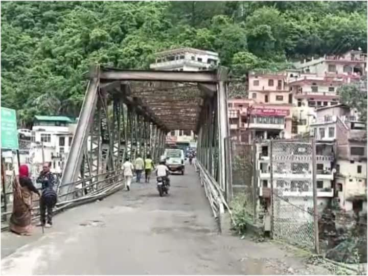 Rudraprayag condition of the bridge over alaknanda river has deteriorated ann Rudraprayag: कई गांवों को जोड़ने वाले अलकनंदा नदी के ऊपर बने पुल की हालत जर्जर, हादसे की बढ़ी आशंका