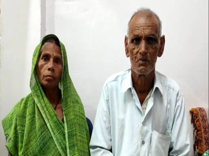 UP News: In Vaishnopur village of Basti, the miscreant occupied the house of the elderly couple ann Basti News: गांव के दबंग ने बुजुर्ग दंपति के घर पर किया कब्जा, अधिकारी बोले- मामले की चल रही जांच