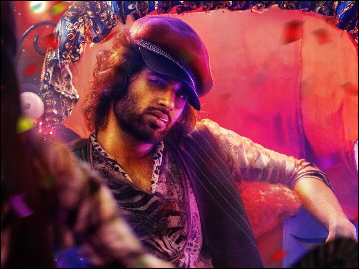 Liger में अपने किरदार को लेकर विजय देवरकोंडा ने किया ऐसा खुलासा, बोले- मैं संघर्ष कर रहा था, 3 दिनों बाद... Vijay Deverakonda took three days to master the stutter of Liger lead character Liger में अपने किरदार को लेकर विजय देवरकोंडा ने किया ऐसा खुलासा, बोले- मैं संघर्ष कर रहा था, 3 दिनों बाद...