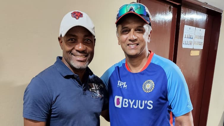 Ind vs WI: Rahul Dravid and Brian Lara captured together, photo went viral Dravid Meets Lara: এক ফ্রেমে দুই কিংবদন্তি, ছবি ভাইরাল সোশ্যাল মিডিয়ায়