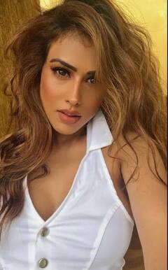 Nia Sharma Photos: ਅਜਿਹੀ ਡਰੈੱਸ ਪਾ ਕੇ ਨਿਆ ਸ਼ਰਮਾ ਨੇ ਆਪਣਾ ਗਲੈਮਰਸ ਲੁੱਕ ਦਿਖਾਇਆ