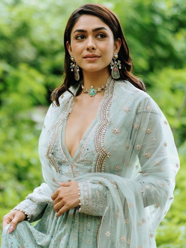 'Sita Ramam' Actress Mrunal Thakur Exudes Grace In A Pastel Anarkali