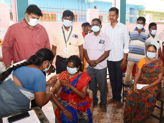 கரூரில் இன்று புதிதாக 7 பேருக்கும், நாமக்கல்லில் 31 பேருக்கும் தொற்று பாதிப்பு உறுதி.. கரூரில் இன்று புதிதாக 7 பேருக்கும், நாமக்கல்லில் 31 பேருக்கும் தொற்று பாதிப்பு உறுதி..